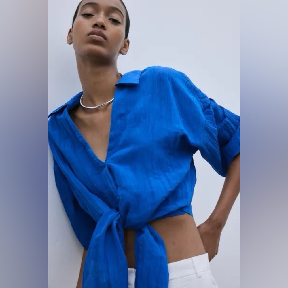 ♻️Blouse with Tie Detail